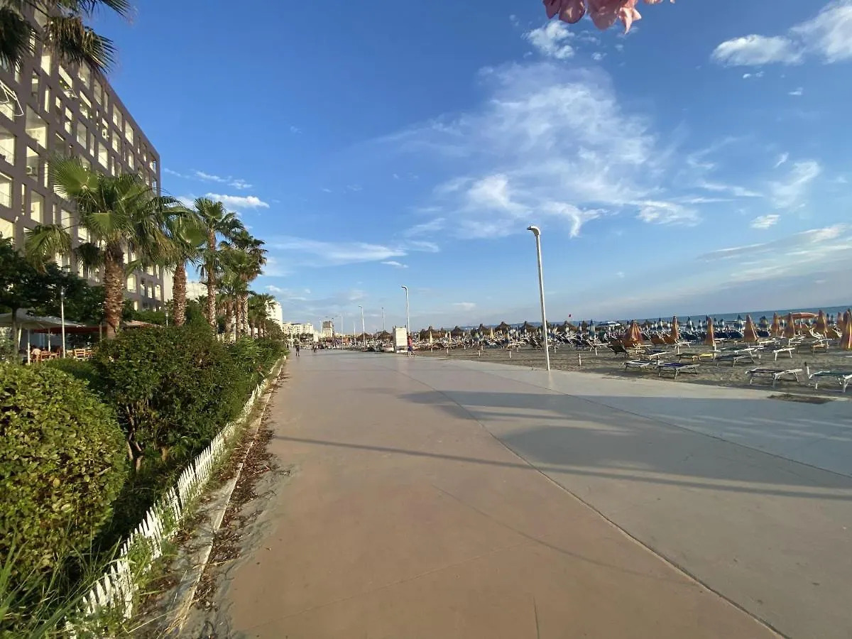 Merville Apartment 6 Durrës
